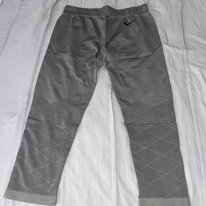 NIKE pro leggings